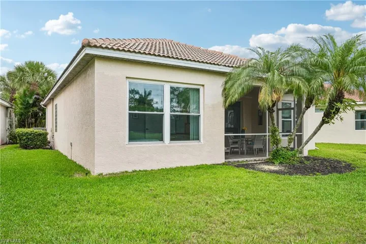 309  Harvard  LN, Naples, FL 34104