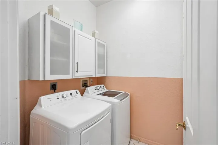 309  Harvard  LN, Naples, FL 34104