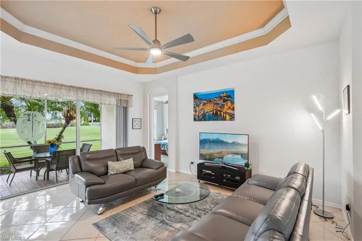 309  Harvard  LN, Naples, FL 34104