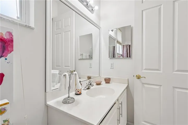 309  Harvard  LN, Naples, FL 34104