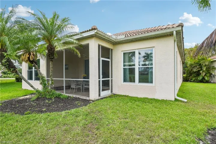 309  Harvard  LN, Naples, FL 34104