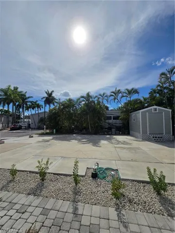 5650 Red Bird Ln, Fort Myers, Florida 33908