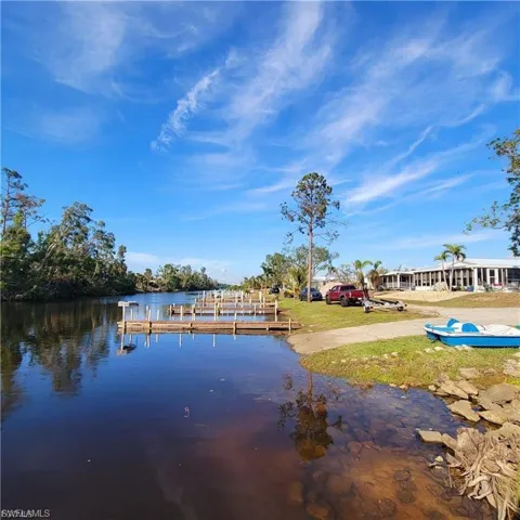 5650 Red Bird Ln, Fort Myers, Florida 33908