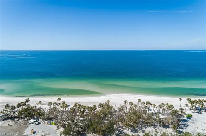 11 Bluebill Ave # 1001, Naples, Florida 34108