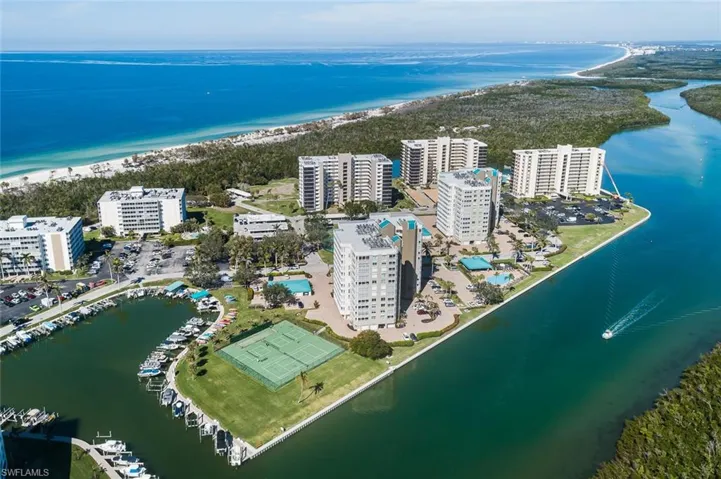 11 Bluebill Ave # 1001, Naples, Florida 34108
