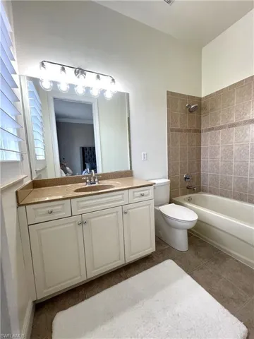 2nd floorBath 1