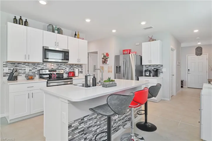 8817 Swell Brooks Ct, North Fort Myers, Florida 33917