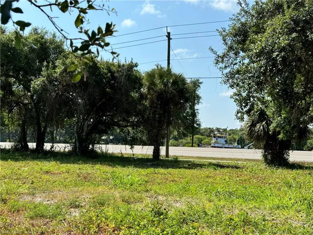 500 Avalon Ave, LaBelle, FL 33935, residential homesite with river view