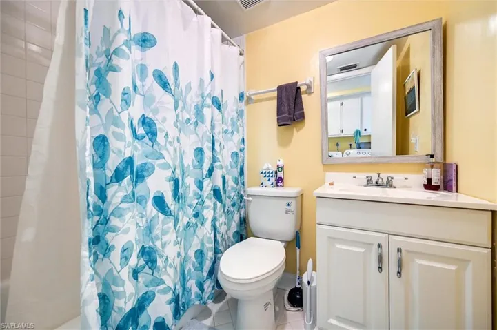 163 Palm Dr 2874, Naples, Florida 34112