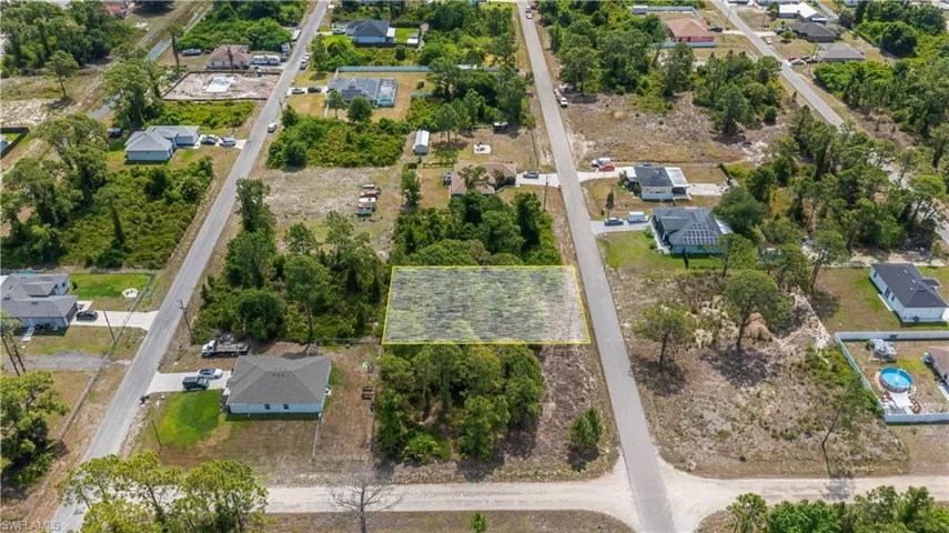 849  Campbell E ST, Lehigh Acres, FL 33974
