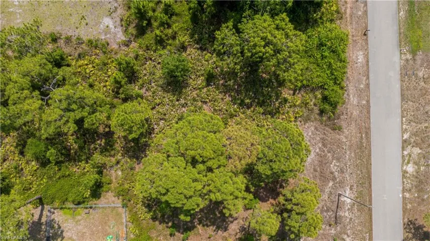 849  Campbell E ST, Lehigh Acres, FL 33974