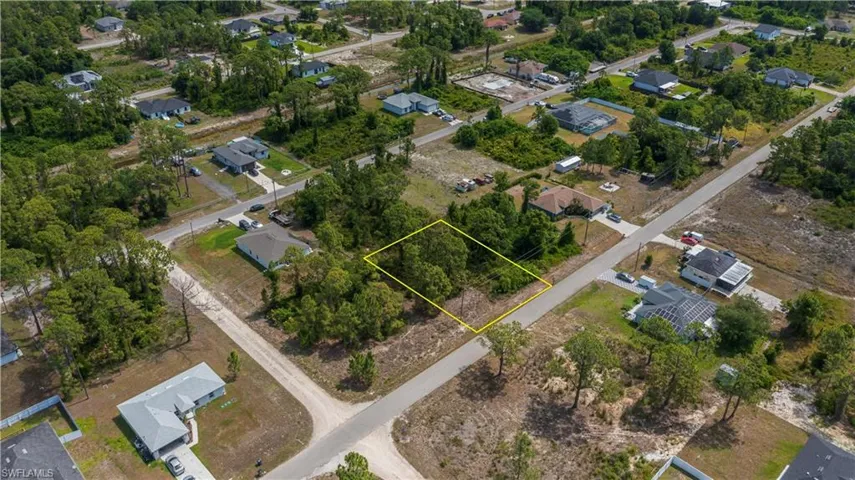 849  Campbell E ST, Lehigh Acres, FL 33974