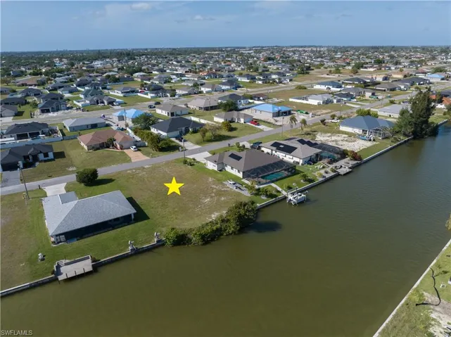 415 Ne 8th Ter, Cape Coral Fl 33909