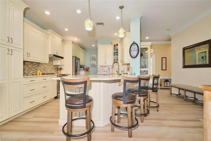 8838 Middlebrook Dr, Fort Myers, Florida 33908