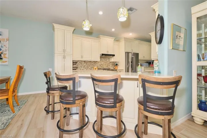 8838 Middlebrook Dr, Fort Myers, Florida 33908