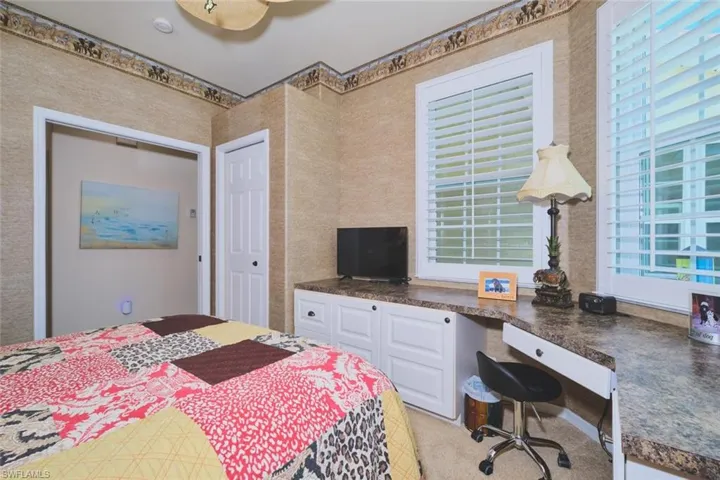 8838 Middlebrook Dr, Fort Myers, Florida 33908