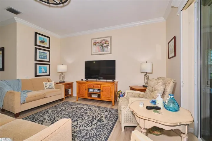 8838 Middlebrook Dr, Fort Myers, Florida 33908