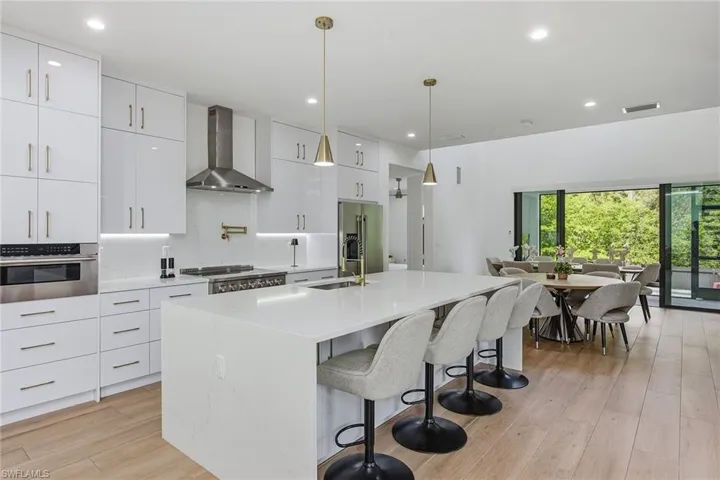 3384 Canal St, Naples, Florida 34112