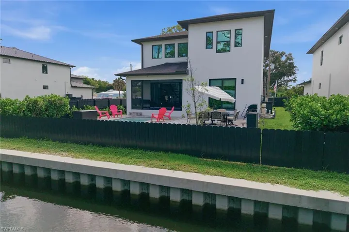 3384 Canal St, Naples, Florida 34112