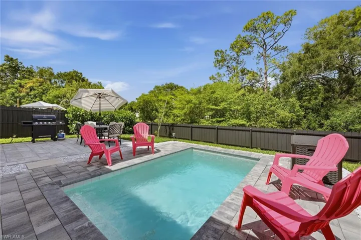 3384 Canal St, Naples, Florida 34112