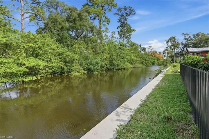 3384 Canal St, Naples, Florida 34112