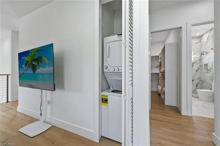3384 Canal St, Naples, Florida 34112