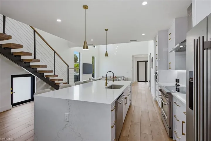 3384 Canal St, Naples, Florida 34112