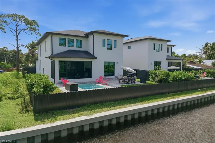 3384 Canal St, Naples, Florida 34112