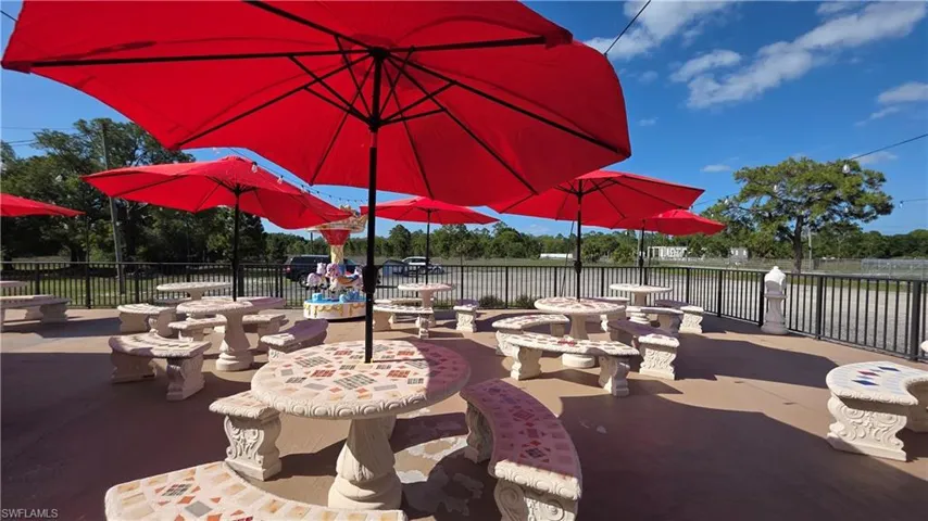 612 Hunting Club Ave, Montura Ranches, Florida 33440
