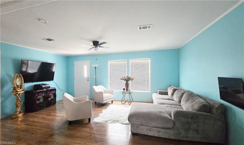 612 Hunting Club Ave, Montura Ranches, Florida 33440
