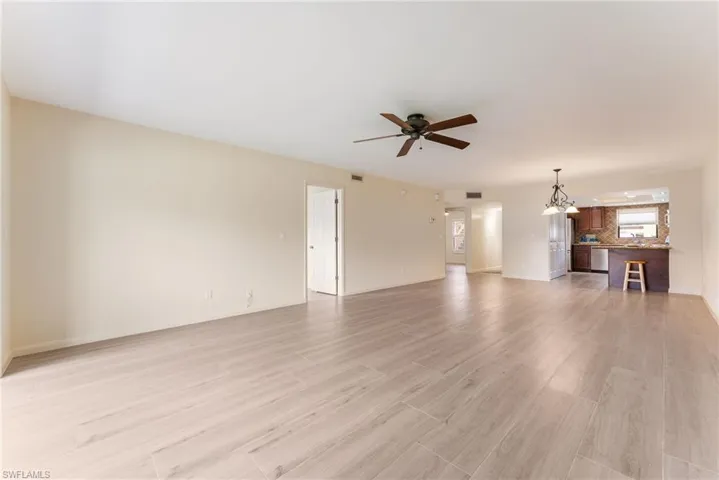 15350 Moonraker Ct 305, North Fort Myers, Florida 33917