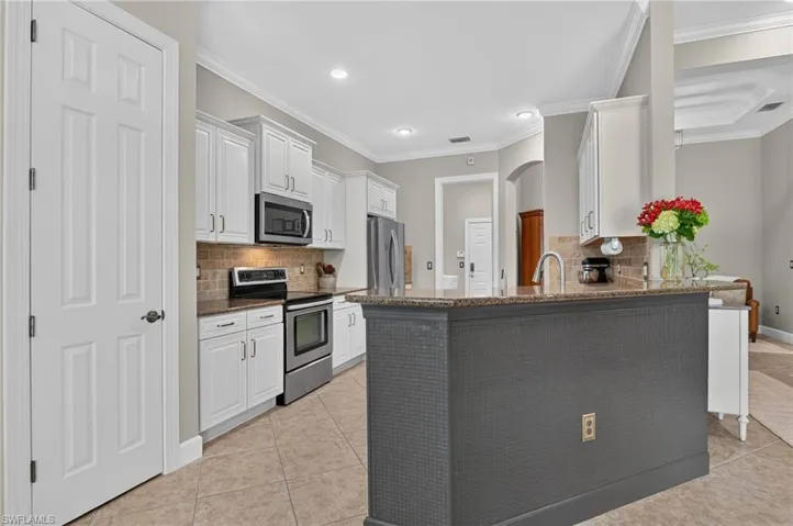 11279 Lithgow Ln, Fort Myers, Florida 33913