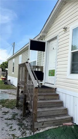 712 Maryland Ave, Clewiston, Florida 33440