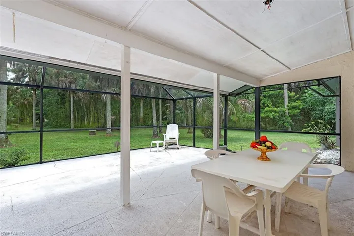 6040 Lancewood Way, Naples, Florida 34116