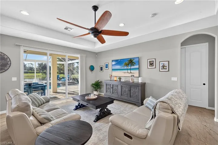 2659 Amber Lake Dr, Cape Coral, Florida 33909