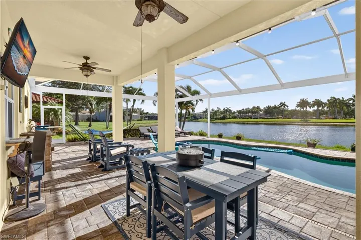 2659 Amber Lake Dr, Cape Coral, Florida 33909