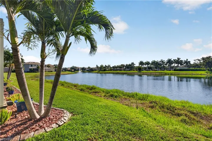 2659 Amber Lake Dr, Cape Coral, Florida 33909