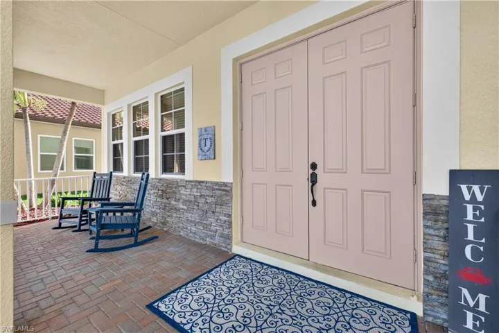 2659 Amber Lake Dr, Cape Coral, Florida 33909
