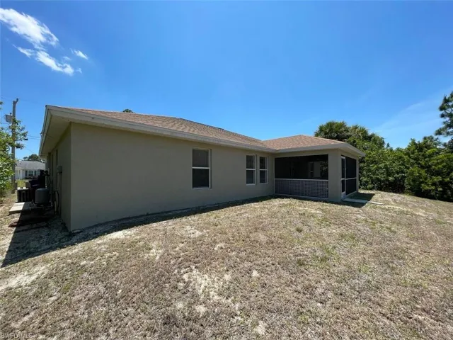 1221  Summa  BLVD, Lehigh Acres, FL 33974