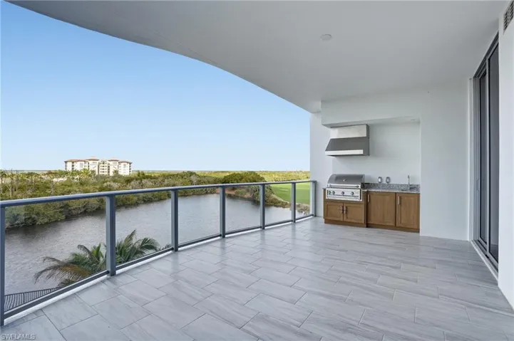 4810 Pelican Colony 404, Bonita Springs, Florida 34134