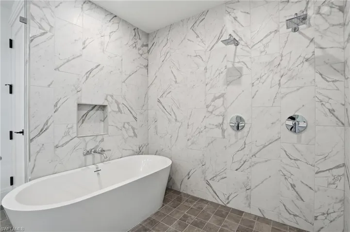 4810 Pelican Colony 404, Bonita Springs, Florida 34134