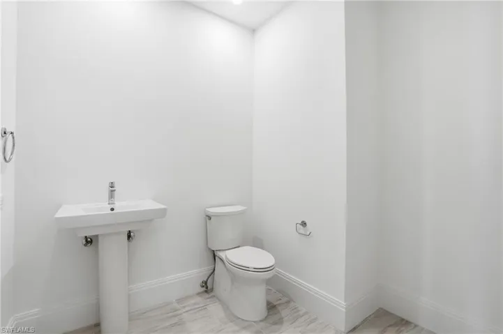 4810 Pelican Colony 404, Bonita Springs, Florida 34134