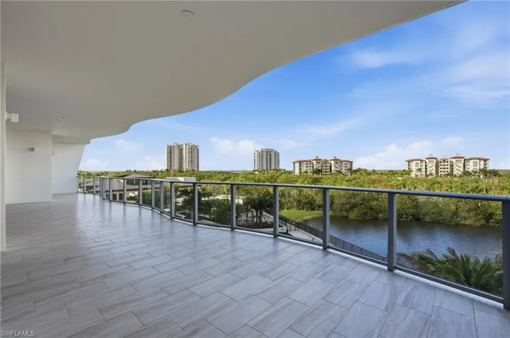 4810 Pelican Colony 404, Bonita Springs, Florida 34134
