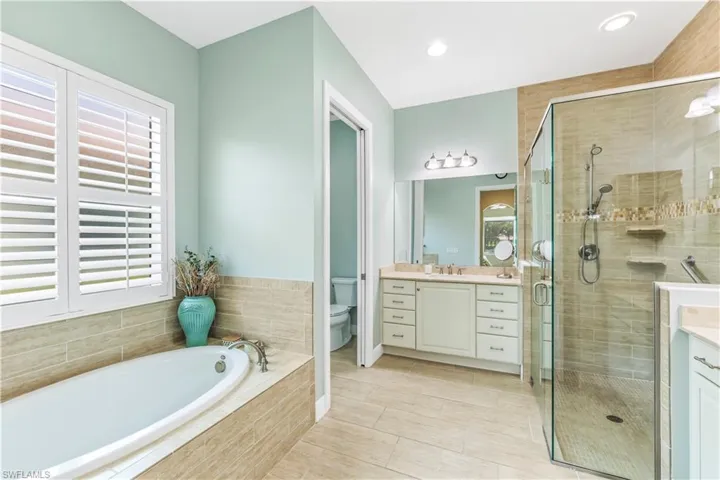 10247 Ashbrook Ct, Fort Myers Fl 33913