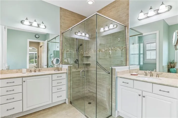 10247 Ashbrook Ct, Fort Myers Fl 33913