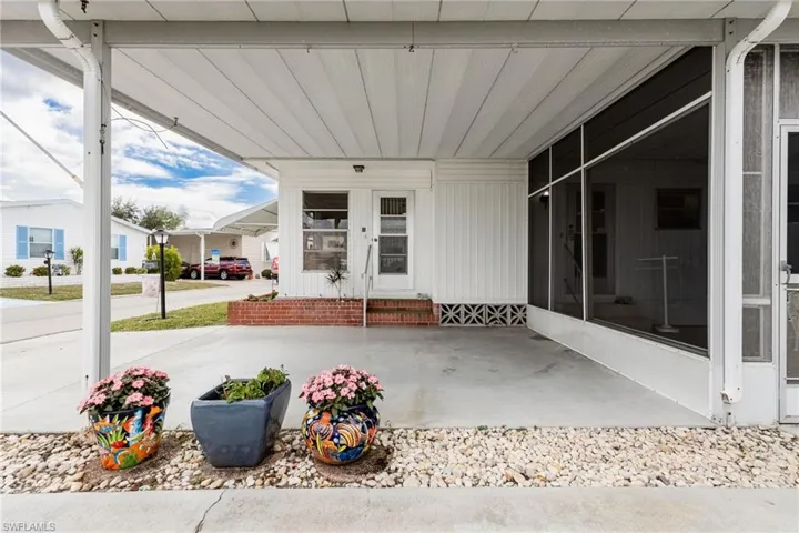 Porch with entry steps