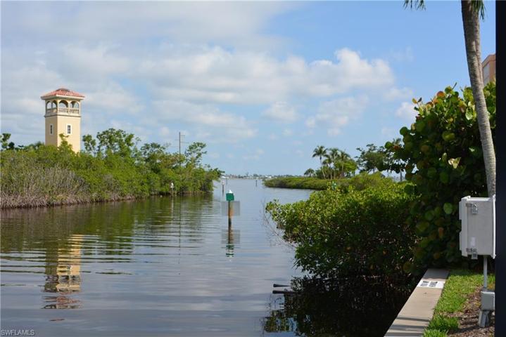 H 10-11 North Entrance Channel