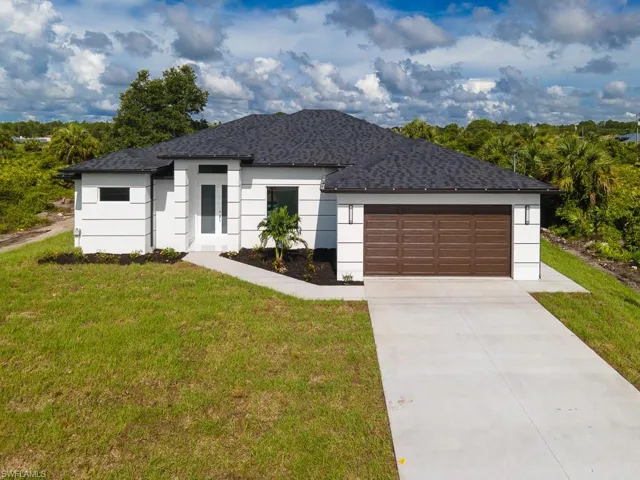 View of front of home with a front lawn