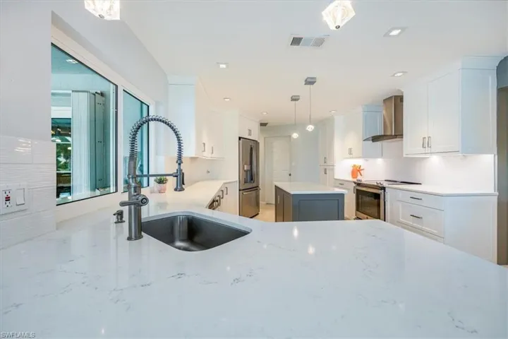 9851  Treasure Cay  LN, Bonita Springs, FL 34135