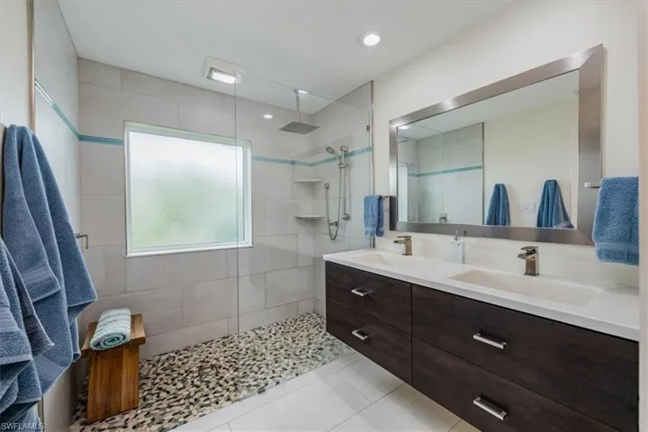 9851  Treasure Cay  LN, Bonita Springs, FL 34135
